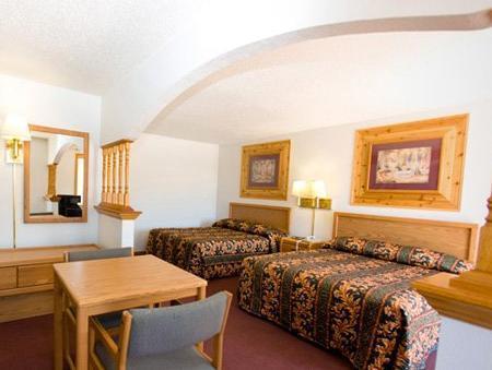 North Country Inn & Suites Mandan Ngoại thất bức ảnh